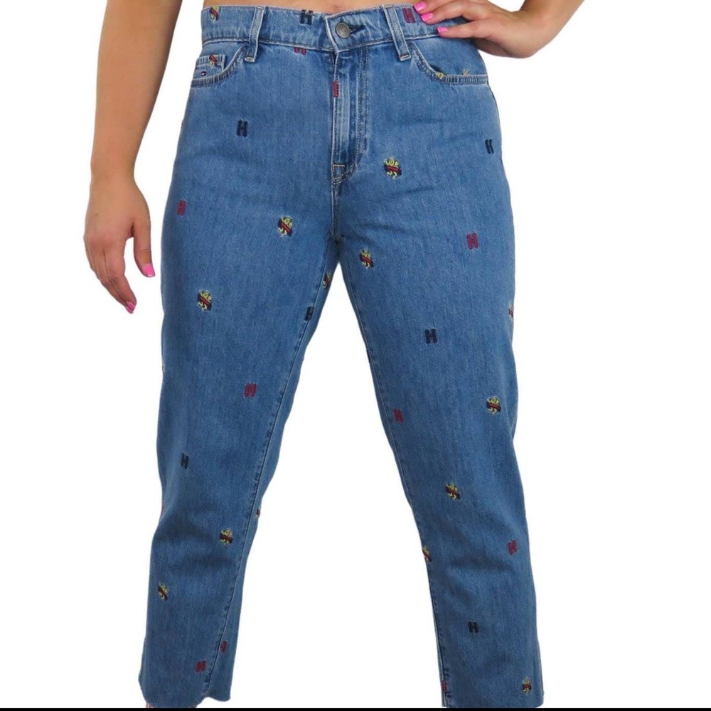 Tommy Hilfiger 30 patch jeans w/raw  hems